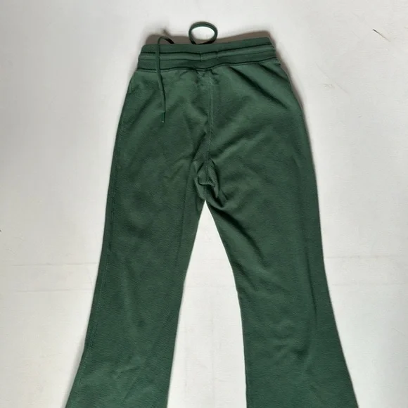 Sunday Best Aritzia Bany Waffle Jogger in dark green women’s 2XS - Picture 7 of 8